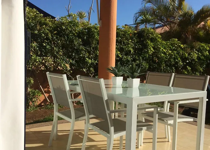 Bahia Meloneras Villa